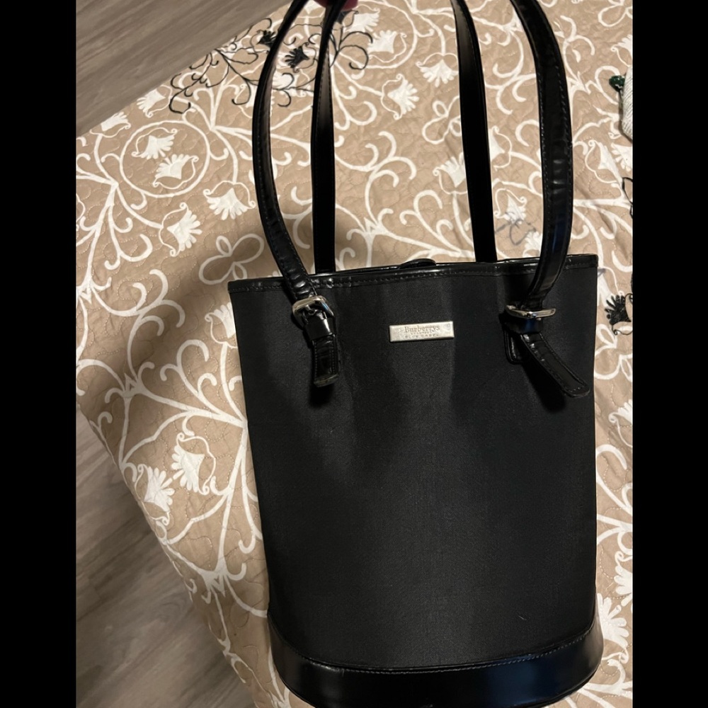 Vintage Burberry bucket bag